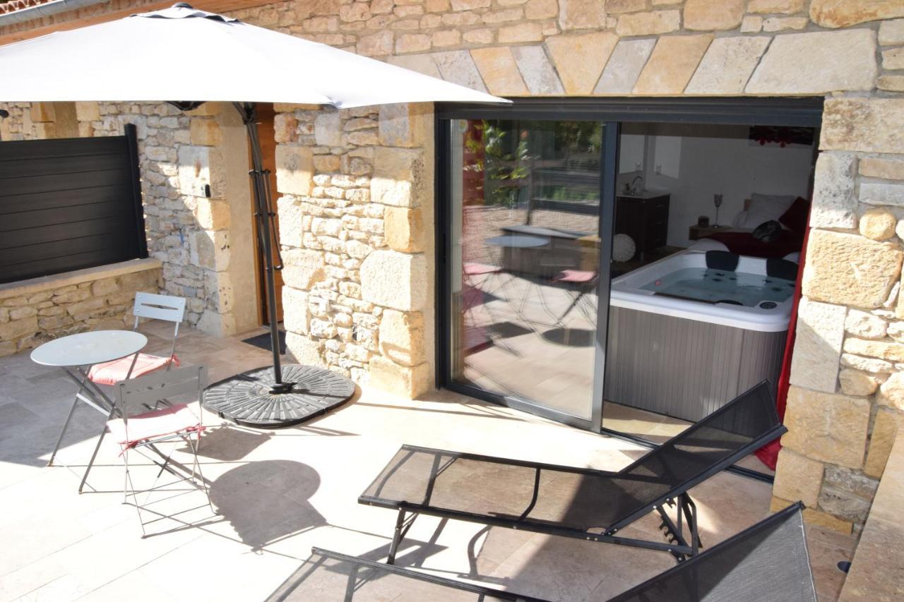 Gites Spa De Charme L Etoile Spa Beynac-et-Cazenac Exterior foto
